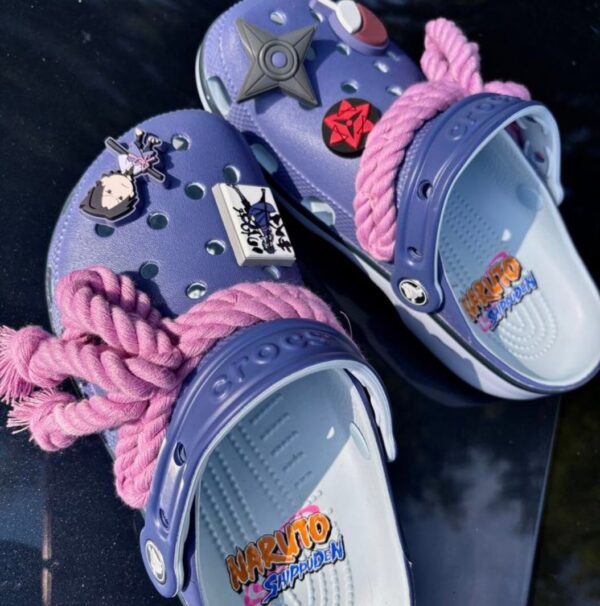 Crocs Classic Clog x Naruto Shippuden «Sasuke »