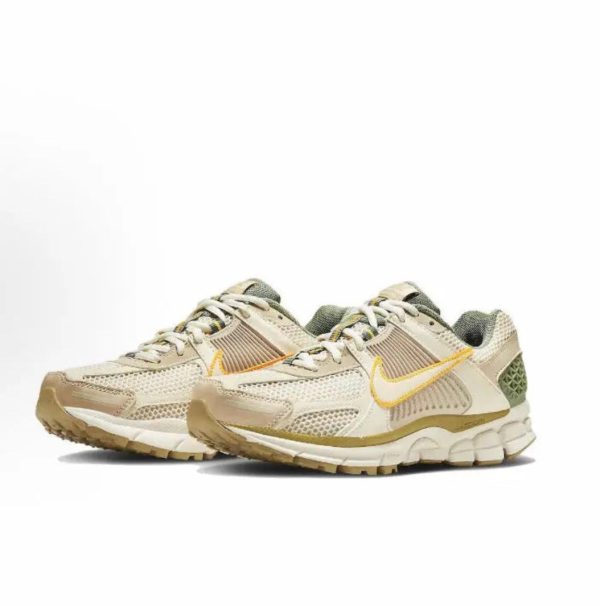 Nike Zoom Vomero 5  "Pale Ivory Oil Green"