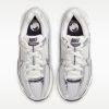 Nike Zoom Vomero 5 "Photon Dust Metallic Silver"
