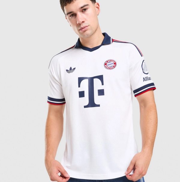 Maillot Bayern Munich Extérieur 26/27