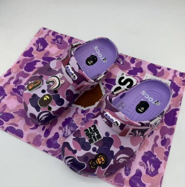 Crocs Classic All-Terrain Clog « BAPE Camo »