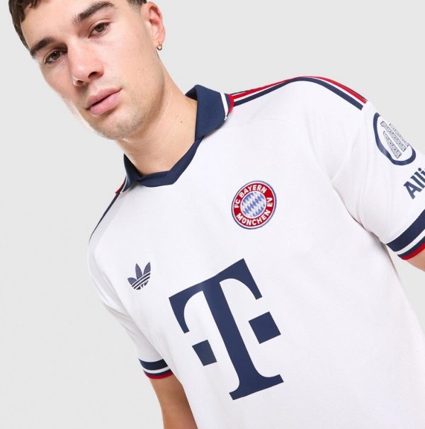 Maillot Bayern Munich Extérieur 26/27